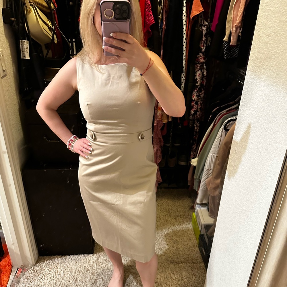 Ann Taylor tan dress with button detail - size 4